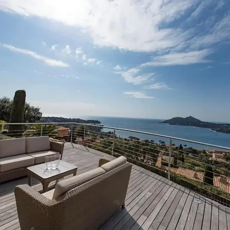 Spacious House With Pool - Near Σπίτι διακοπών Saint-Raphaël