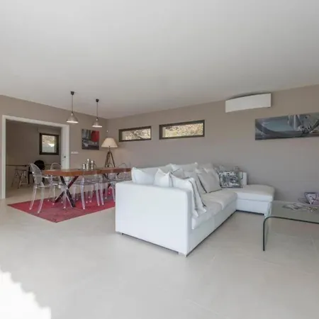 Holiday home Spacious House With Pool - Near *